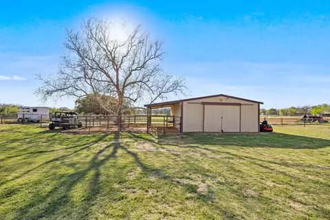 Other - 207 N Sand St, Comanche, TX 76442 photo 6 of 9