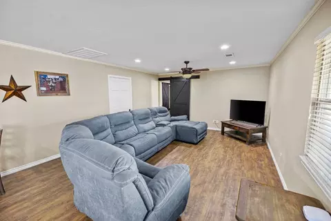 Living - 207 N Sand St, Comanche, TX 76442 photo 1 of 1
