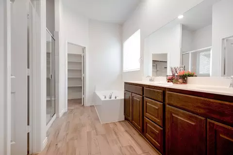 Bath - 309 Stars Dr, Anna, TX 75409 photo 1 of 4