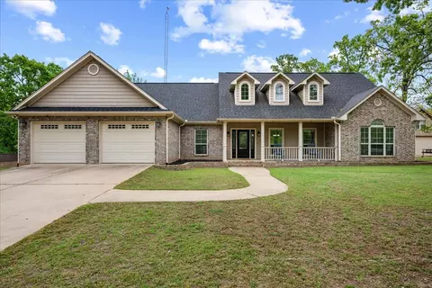 19870 Post Oak Bnd, Lindale, TX 75771