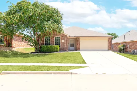 6112 Tilapia Dr, Fort Worth, TX 76179