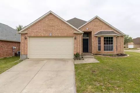7864 Orland Park Cir, Fort Worth, TX 76137