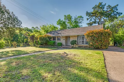 2406 Cliff Teen Ct, Dallas, TX 75233