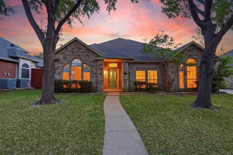 1421 Susan Ln, Carrollton, TX 75007