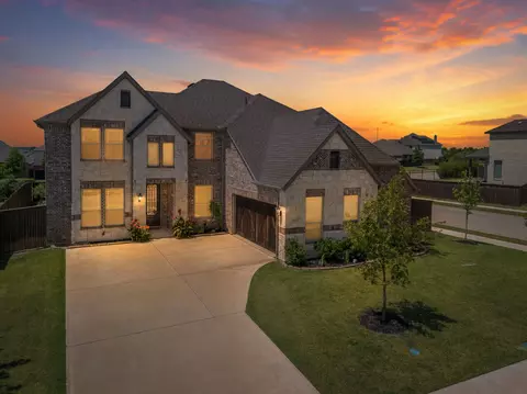 4002 Grove Valley Rd, Midlothian, TX 76065