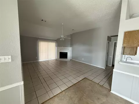 Living - 2011 Nectar Dr, Mesquite, TX 75149 photo 1 of 1