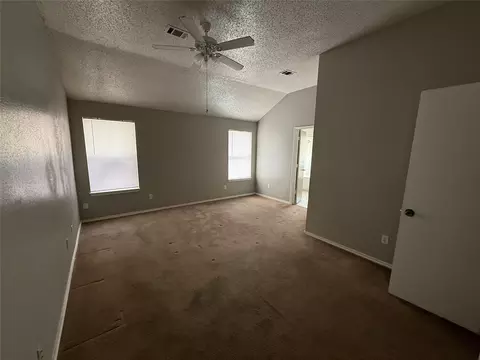 Bedroom - 2011 Nectar Dr, Mesquite, TX 75149 photo 1 of 4
