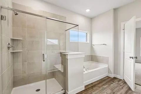 Bath - 1620 Esra Ln, Anna, TX 75409 photo 3 of 5