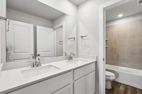 Bath - 1620 Esra Ln, Anna, TX 75409 photo 4 of 5