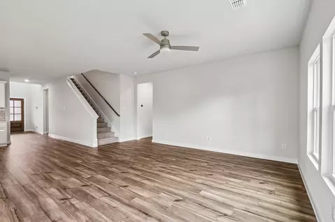 Living - 1620 Esra Ln, Anna, TX 75409 photo 5 of 6