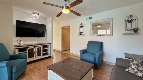 5335 Bent Tree Forest Dr #212, Dallas, TX 75248