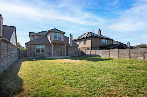 Exterior - 112 Cole Ct, Argyle, TX 76226 photo 4 of 4