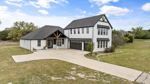 2902 Davis Rd, Granbury, TX 76049