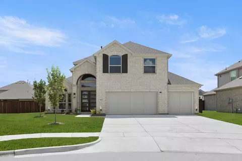 7035 Moss Lake Dr, Grand Prairie, TX 75054