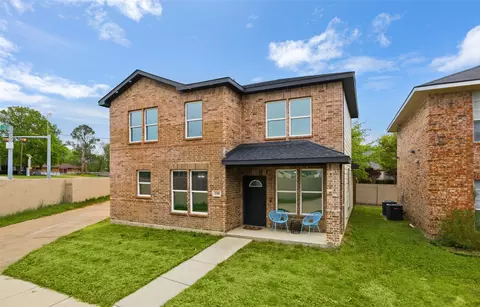 100 Newport Pl, Mesquite, TX 75149