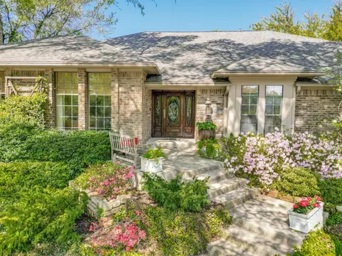 9009 Arbor Park Dr, Dallas, TX 75243