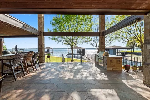 831 Legendary Ln, Gun Barrel City, TX 75156