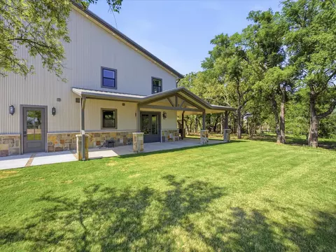 2300 Cool Jct Rd, Millsap, TX 76066