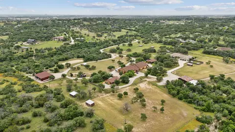 319 Verna Trl N, Fort Worth, TX 76108