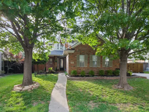 4405 Meadowcove Dr, Rowlett, TX 75088