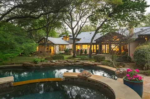 4610 Bluffview Blvd, Dallas, TX 75209