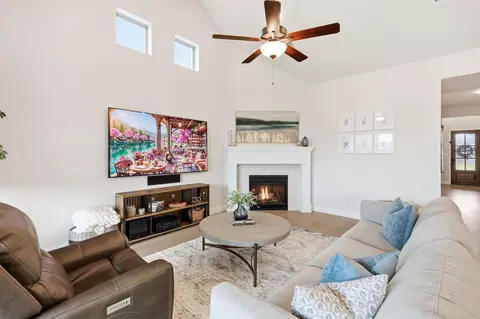 11116 Emory Oak Rdg, Lantana, TX 76226