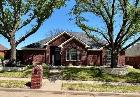 7928 Hazeltine Dr, Plano, TX 75025