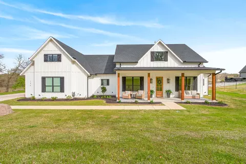 136 Grace Vw Rd, Weatherford, TX 76088
