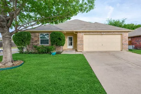 1012 Barbara St, Denton, TX 76209