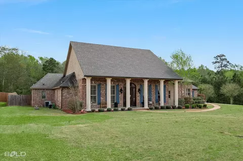 186 Hallmark Dr, Stonewall, LA 71078