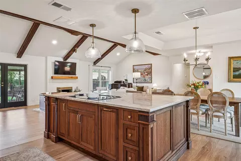 505 Raven Ct, Colleyville, TX 76034