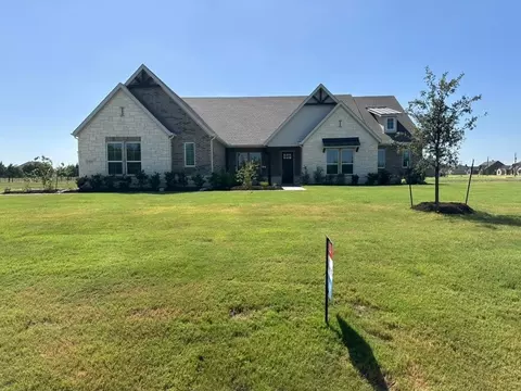 1484 County Road 4910, Leonard, TX 75452