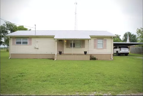100 Hickory St, Lone Oak, TX 75453