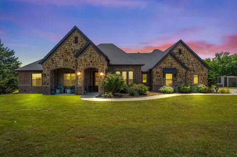1919 County Road 4371, Decatur, TX 76234