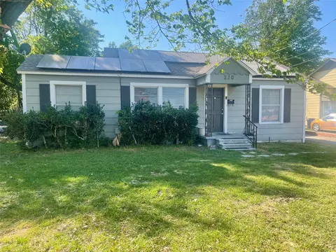 220 Ponder St, Sulphur Springs, TX 75482