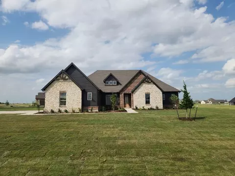 2305 Gypsum St, Krum, TX 76249