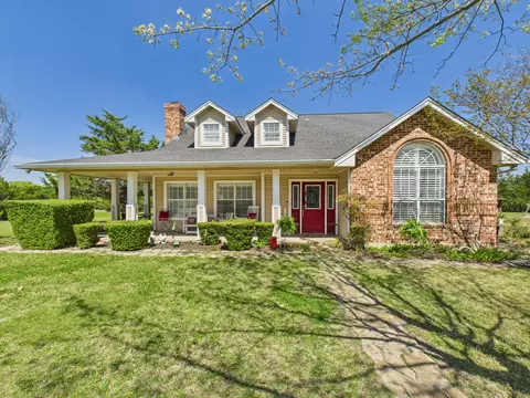 6441 Bois D Arc Cir, Midlothian, TX 76065