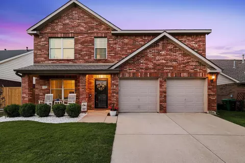 5908 Brookside Dr, Argyle, TX 76226