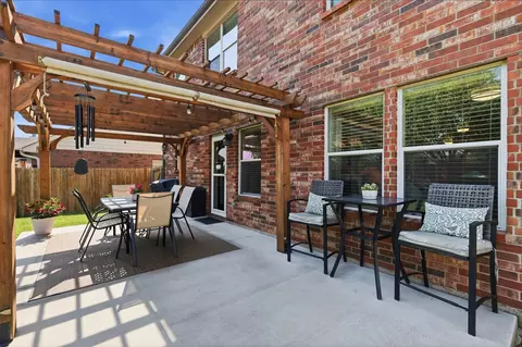 Exterior - 5908 Brookside Dr, Argyle, TX 76226 photo 5 of 10
