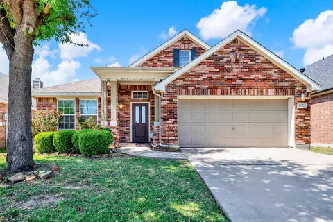 512 Turnstone Dr, Little Elm, TX 75068