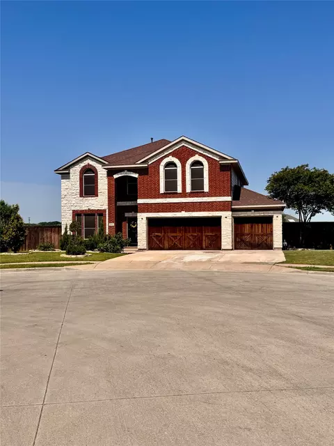 5401 Loftsmoor Ct, Fort Worth, TX 76244
