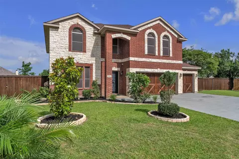 5401 Loftsmoor Ct, Fort Worth, TX 76244