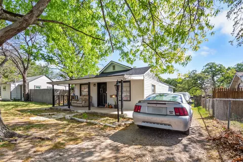 2912 Pueblo Trl, Lake Worth, TX 76135