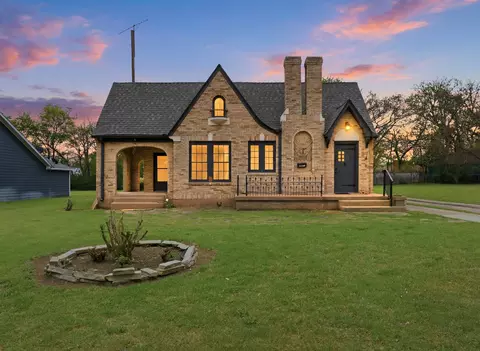 1004 E Franklin St, Hillsboro, TX 76645