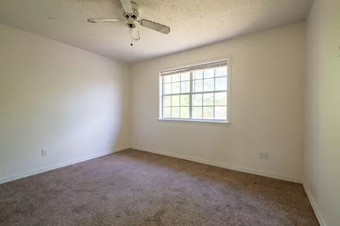 Bedroom - 5 Griffith Ct, Terrell, TX 75160 photo 2 of 7