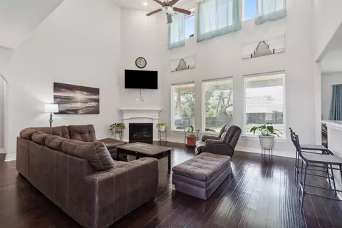 140 Dogwood Dr, Krugerville, TX 76227
