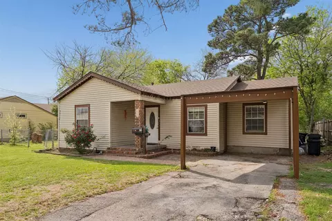 120 Norwood St, Mesquite, TX 75149