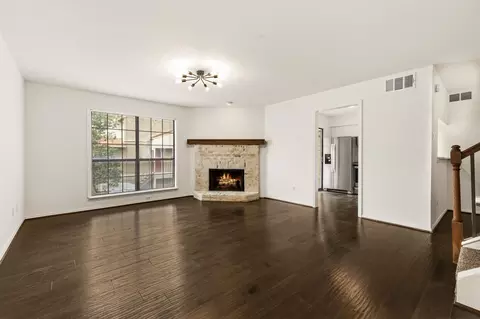 5200 Martel Ave #18D, Dallas, TX 75206