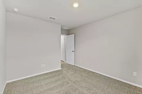 Bedroom - 541 Marsh St, Cleburne, TX 76033 photo 5 of 8
