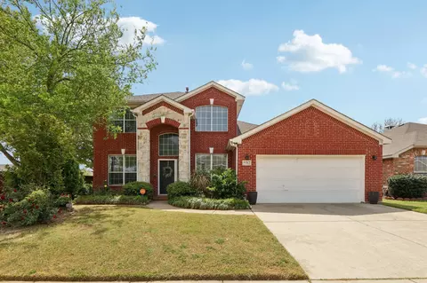5582 Park Haven Pl, Fort Worth, TX 76137